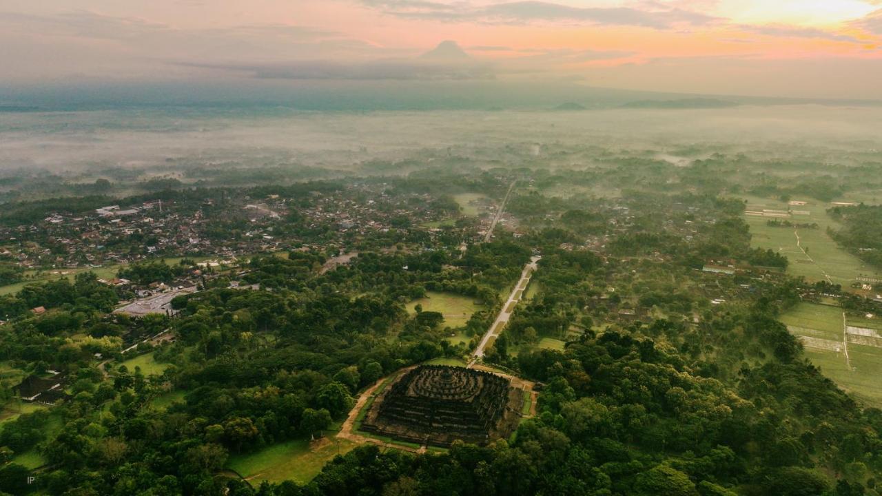 Villa Borobudur Resort Маґеланґ Екстер'єр фото