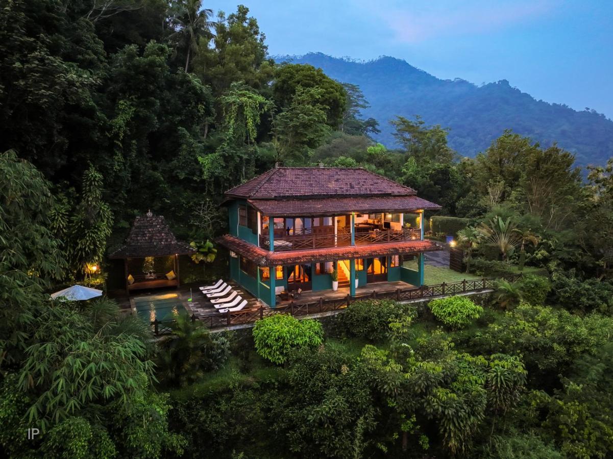 Villa Borobudur Resort Маґеланґ Екстер'єр фото