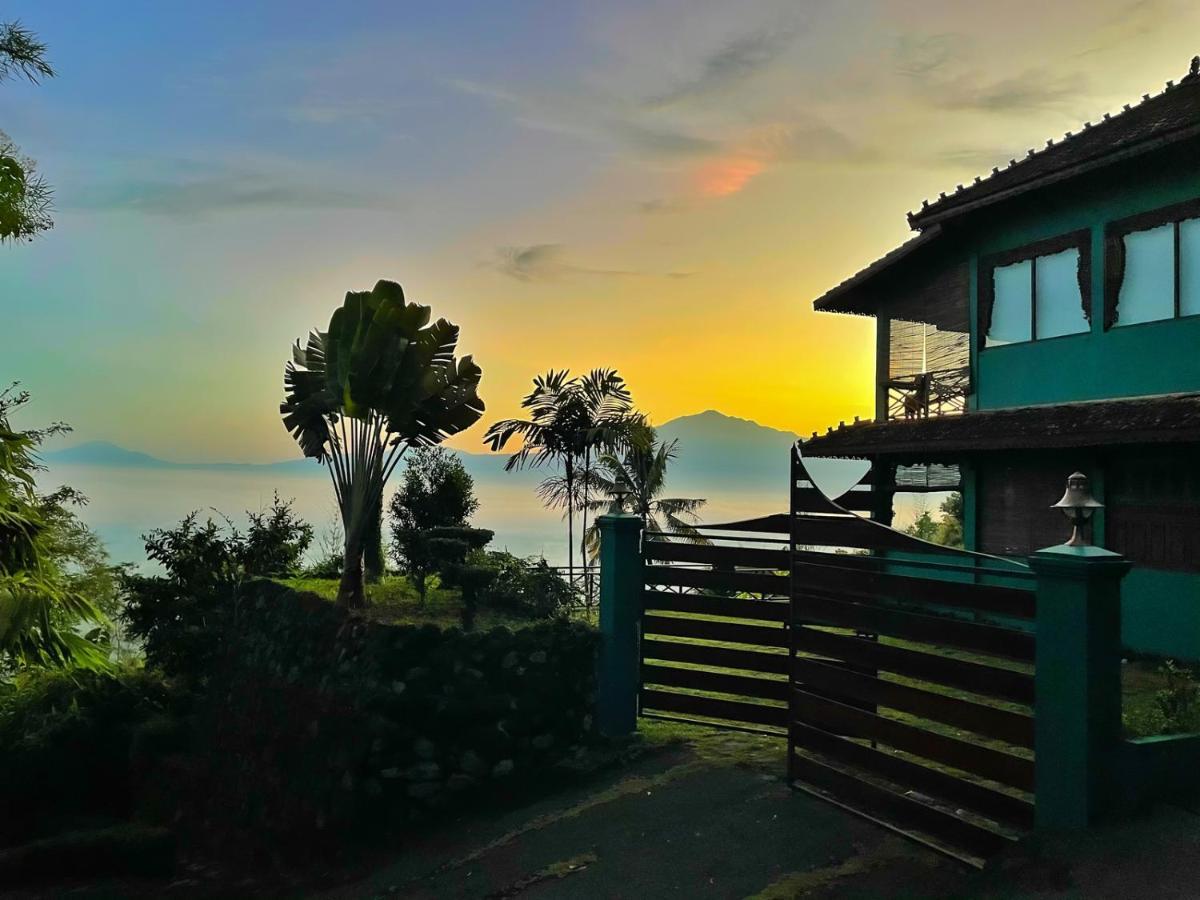 Villa Borobudur Resort Маґеланґ Екстер'єр фото