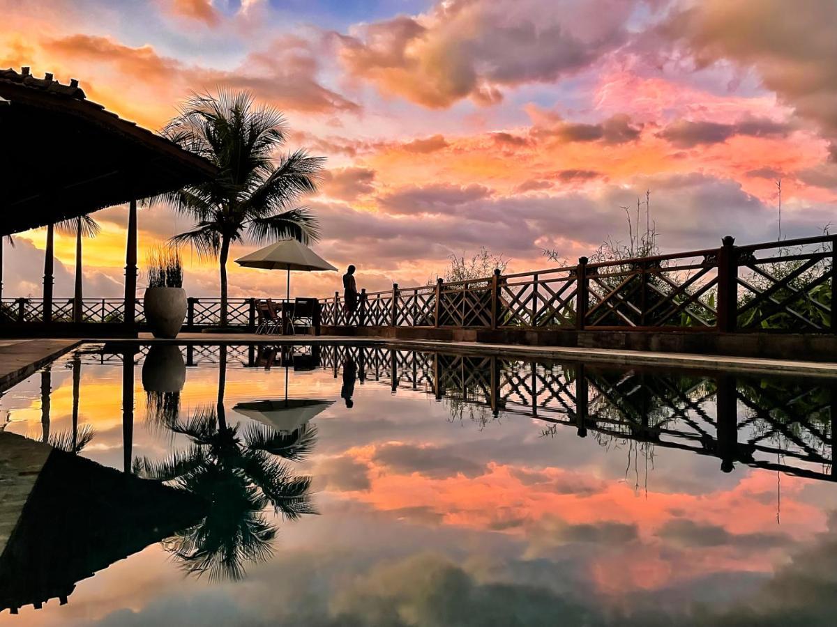 Villa Borobudur Resort Маґеланґ Екстер'єр фото